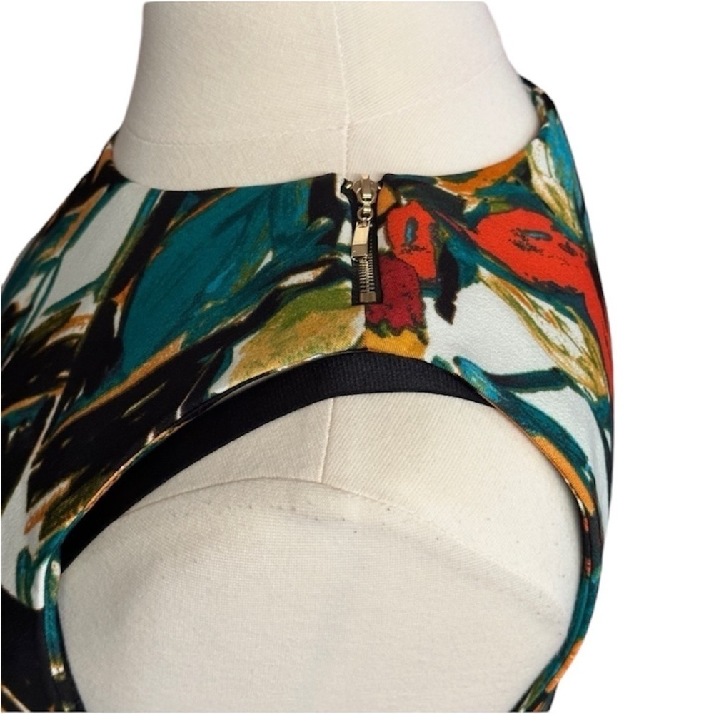 AGB Sleeveless Floral Dress 14 - Picture 4 of 7